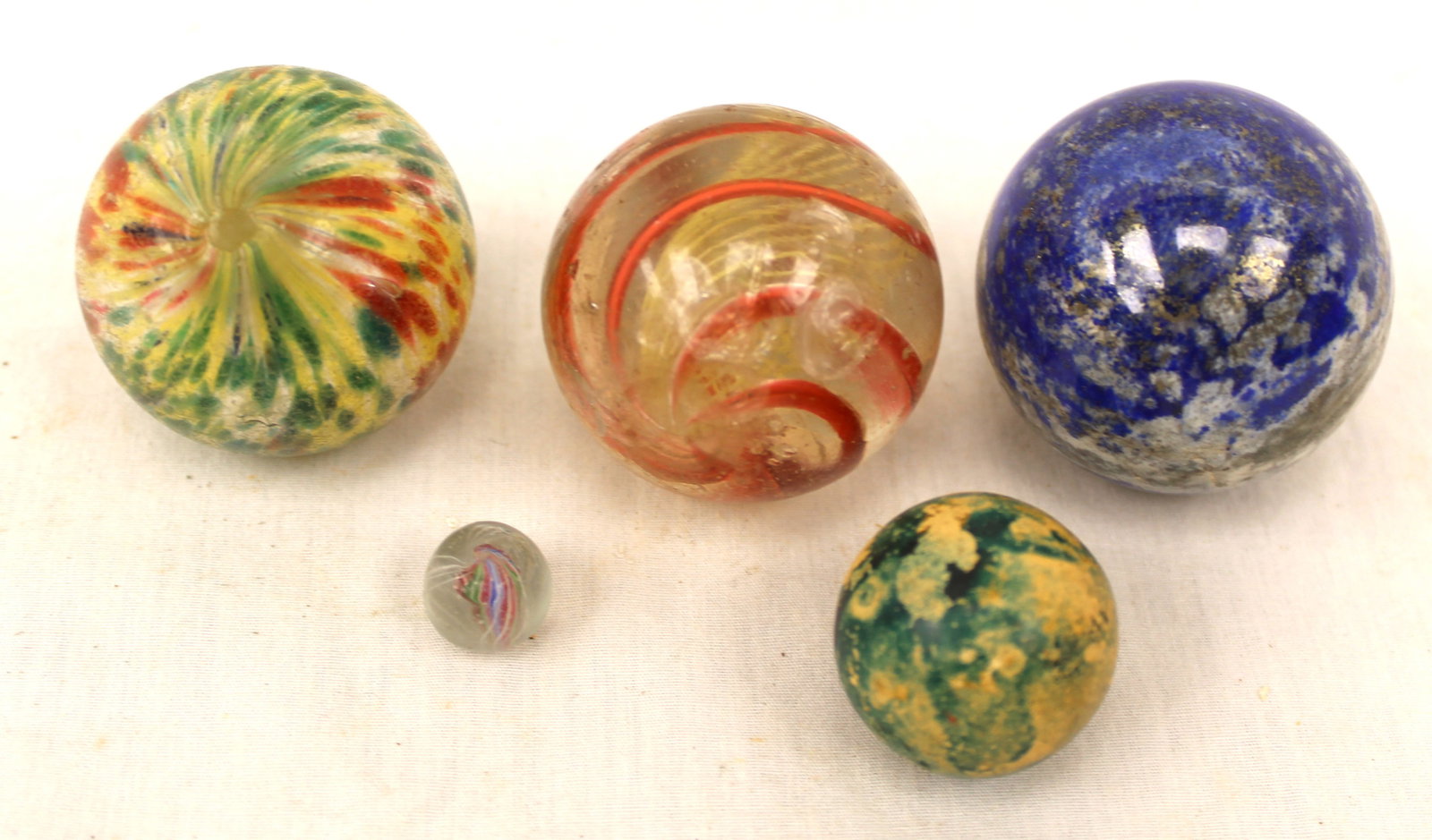 Lot of 5 antique marbles - 4 large 1 small - approx 1" - 2" (1 of 11)