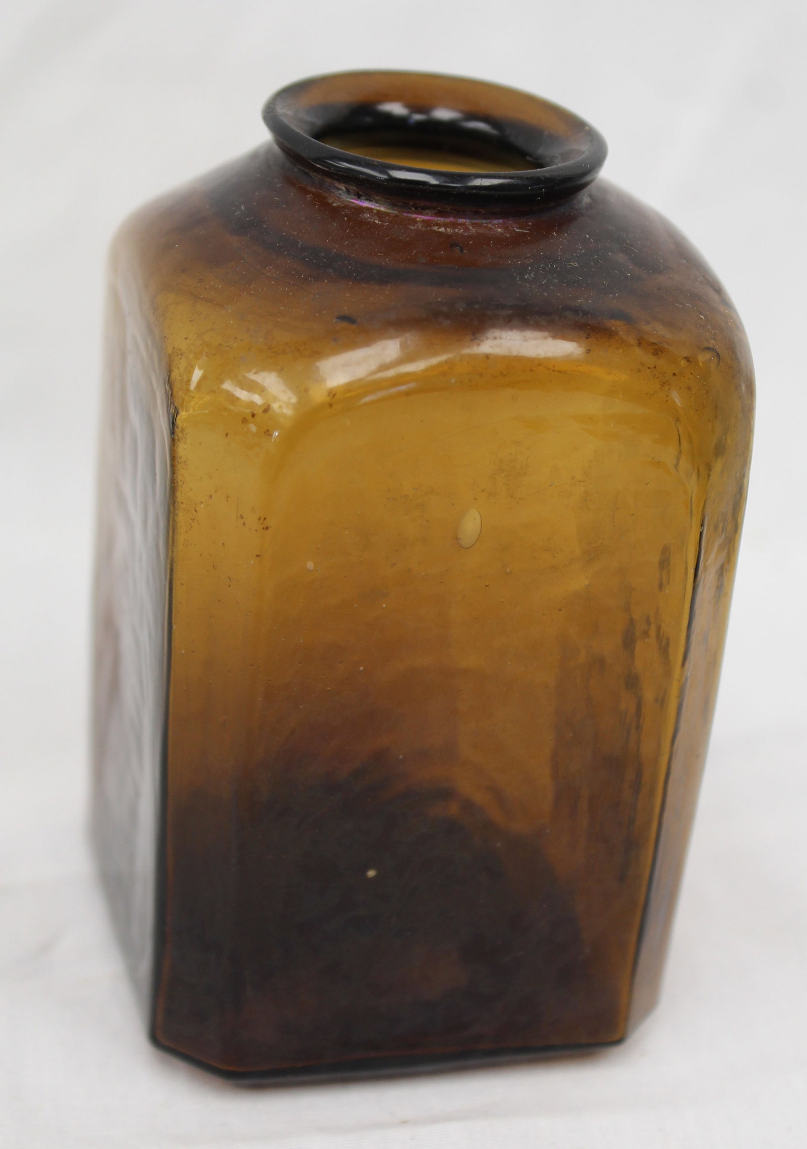 Early amber glass utility jar - 4" tall (1 of 6)