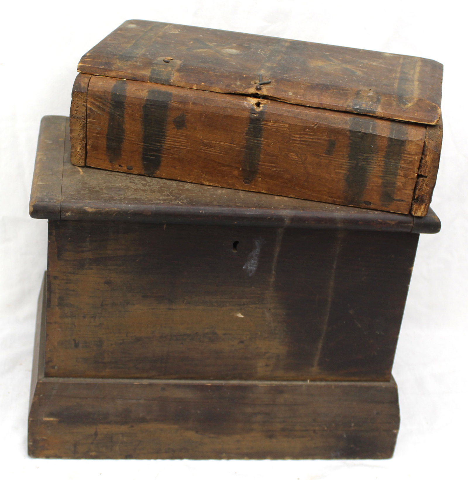 Lot of 2 antique wooden paint decorated storage/valuables boxes - 4" tall x 13" x 6" & 11 1/4" tall (1 of 8)