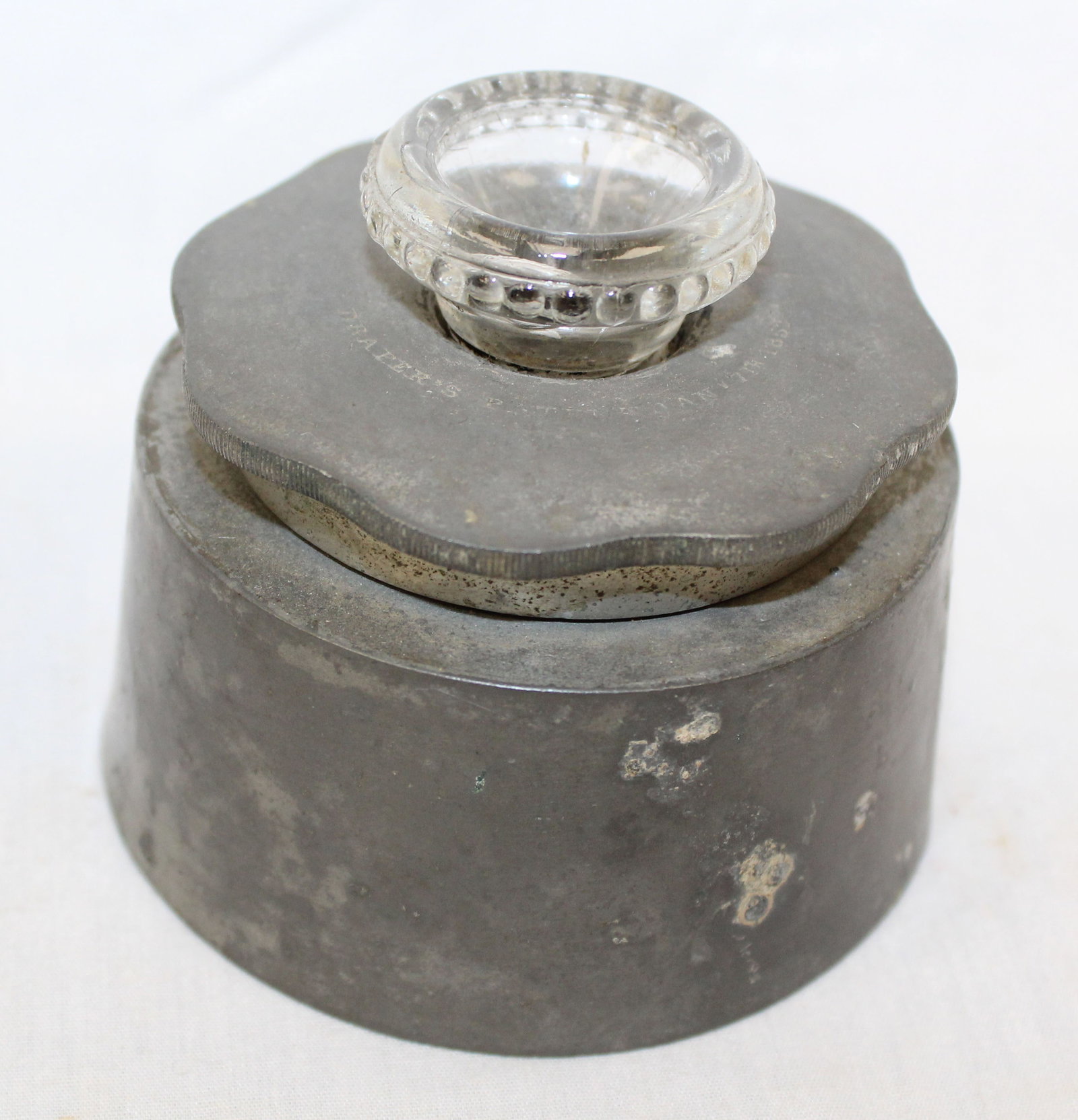 Antique pewter ink - 2 3/4" tall x 3 1/4" diam (1 of 5)