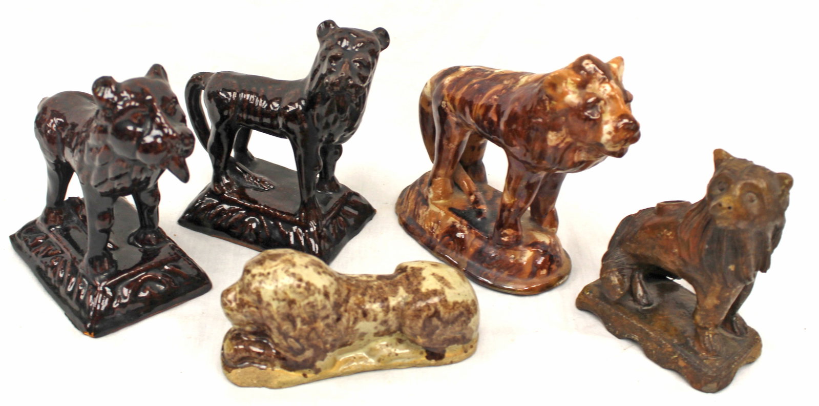 Lot of 5 antique Bennington lions - as found - 2 1/4" - 5" tall (1 of 7)