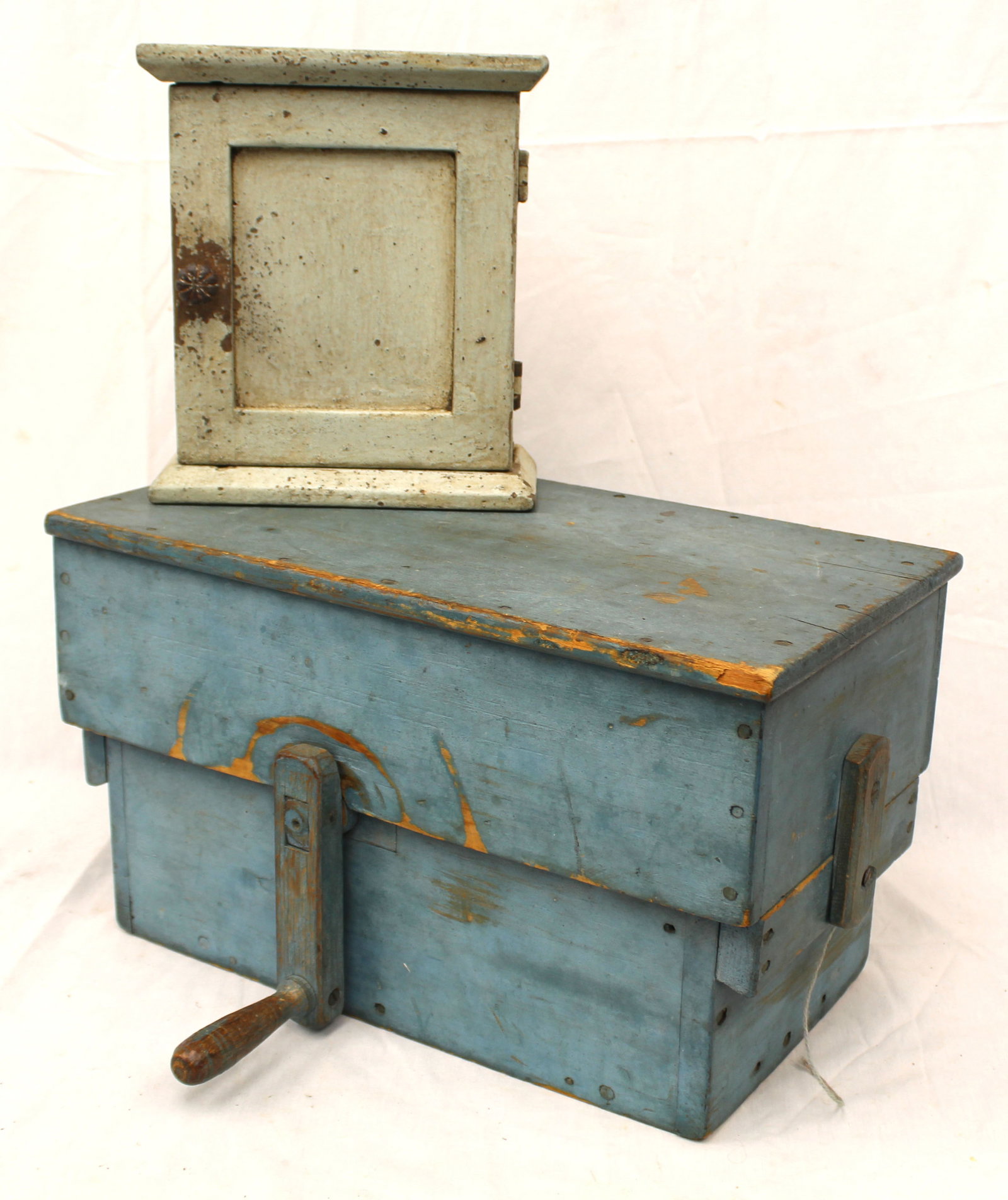 Lot of 2 antique wooden painted items incl small blue/green cupboard & a painted blue string holder (1 of 7)