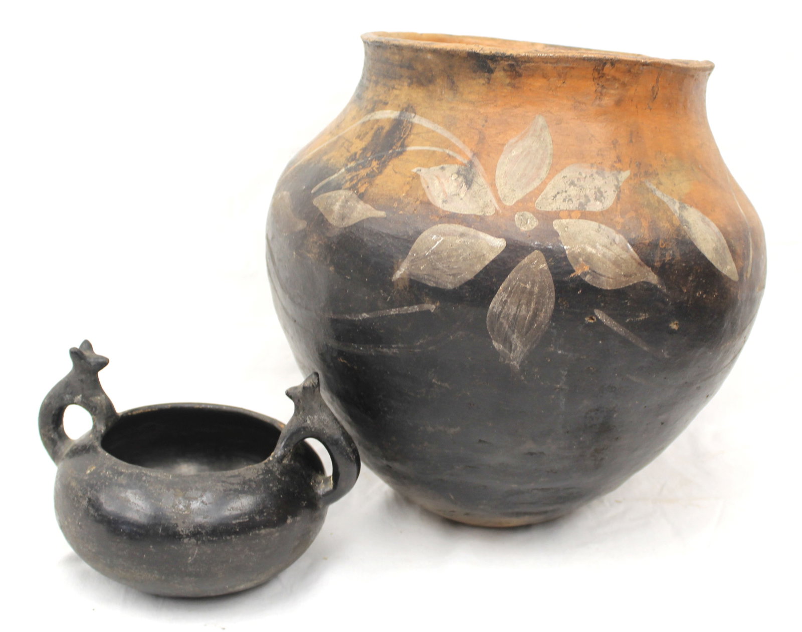 Lot of 2 Native American pots - 5 1/2" tall x 8" wide & 13" tall x 14" wide (1 of 12)