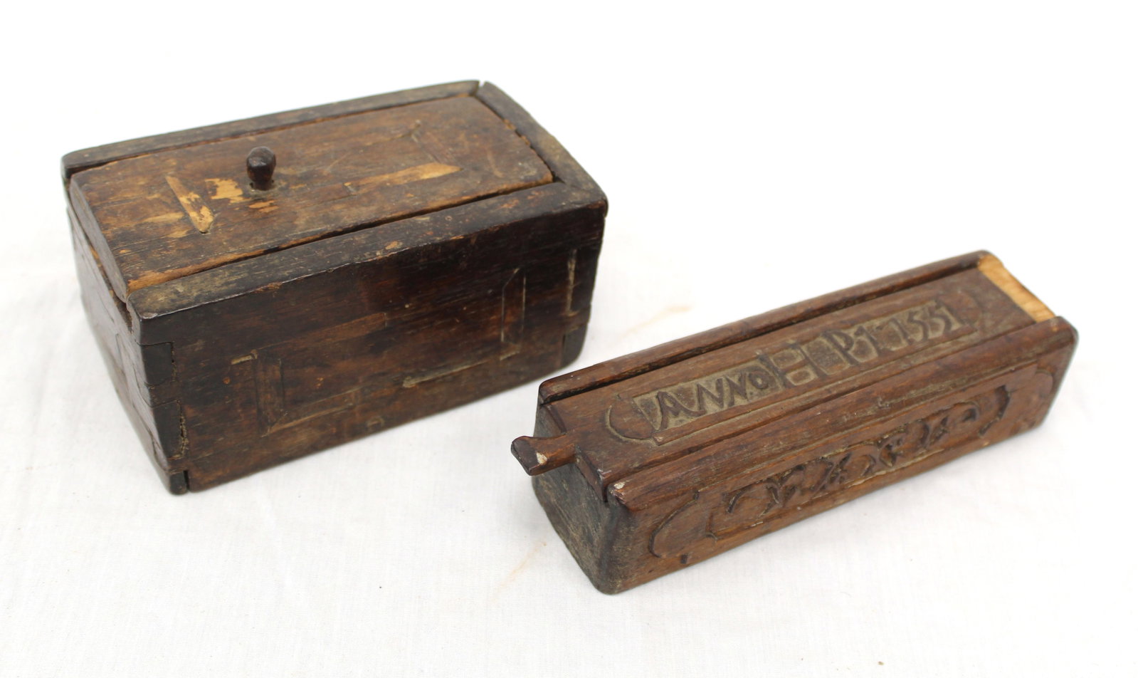 Lot of 2 18th carved wooden slide top boxes - 1 1/2" tall x 8" x 2 1/2" & 3" tall x 6" x 3 1/2" (1 of 8)