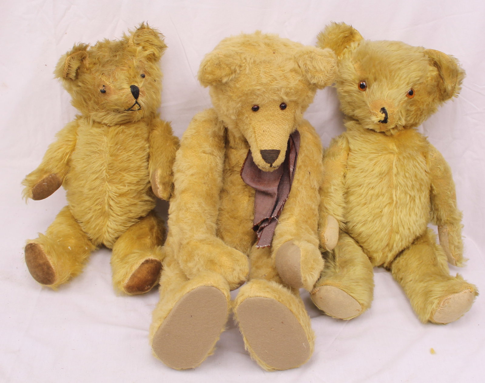 Lot of 3 antique jointed teddy bears - 19" - 26" tall (1 of 8)