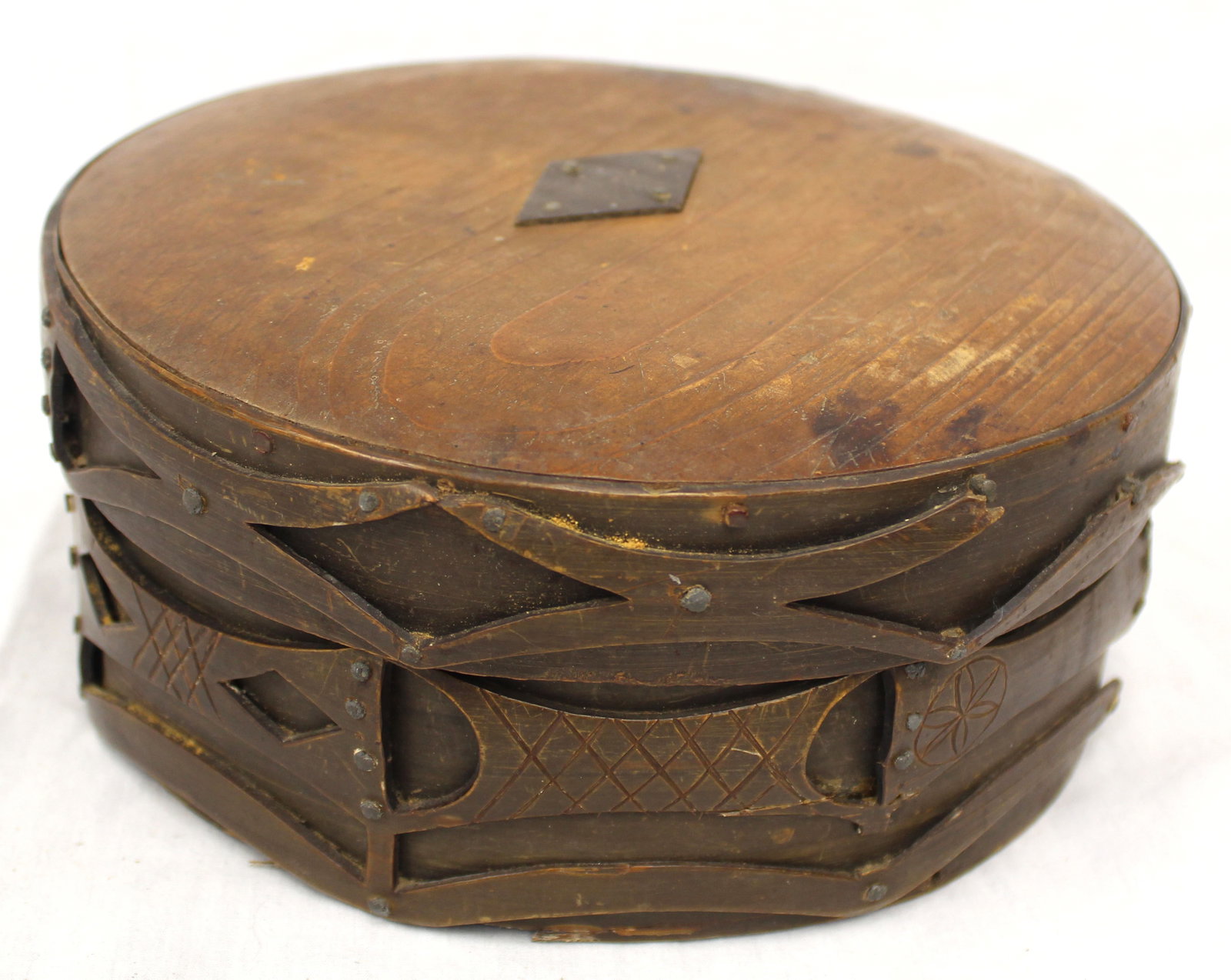 Antique wood & baleen box - as found - 4" tall x 8 1/2" diam (1 of 6)
