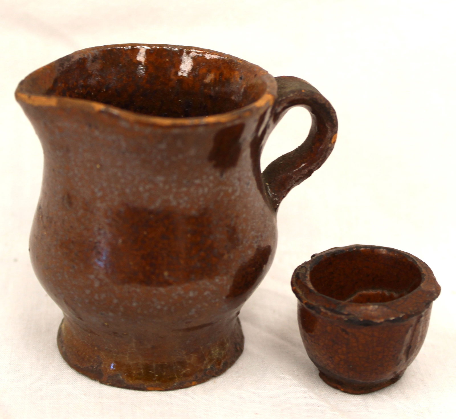 Lot of 2 miniature antique redware items - pitcher & bowl - 2 1/2" & 1" tall (1 of 5)