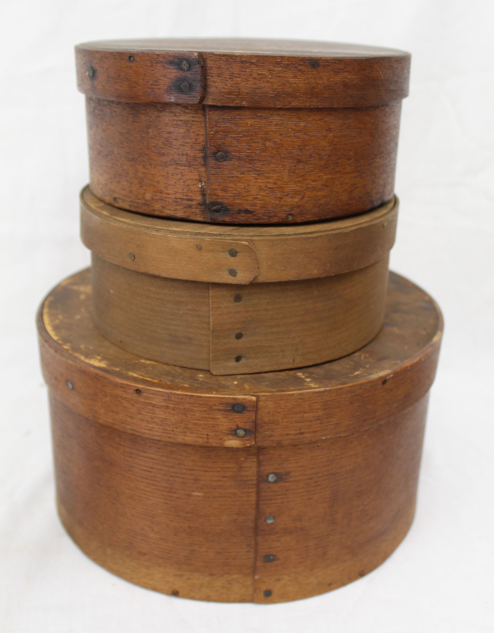 Stack of 3 round antique pantry boxes - 2 3/4" tall x 6" diam, 3" tall x 7" diam & 5" tall x 9 1/2" (1 of 7)