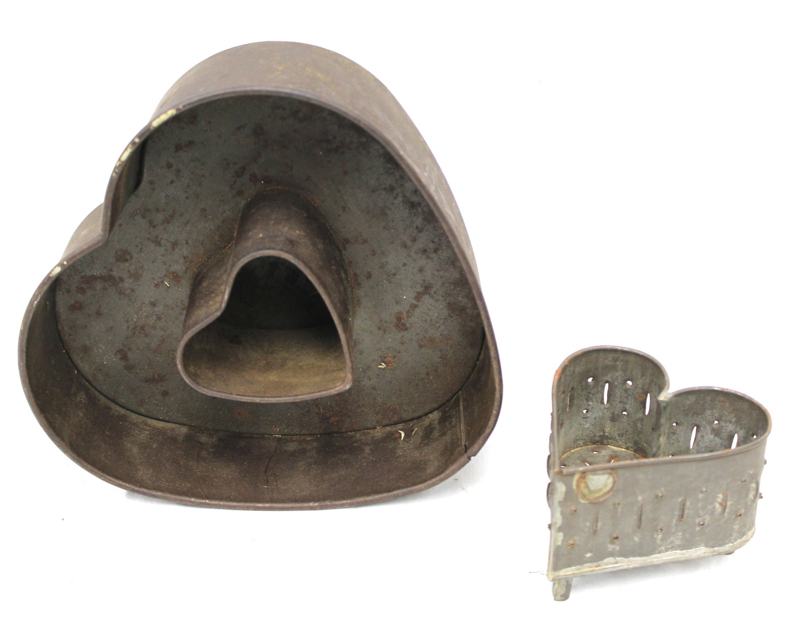 Lot of 2 antique tin heart shaped kitchen items incl cheese drain & mold - 3 1/2" tall x9 1/2" mold (1 of 6)
