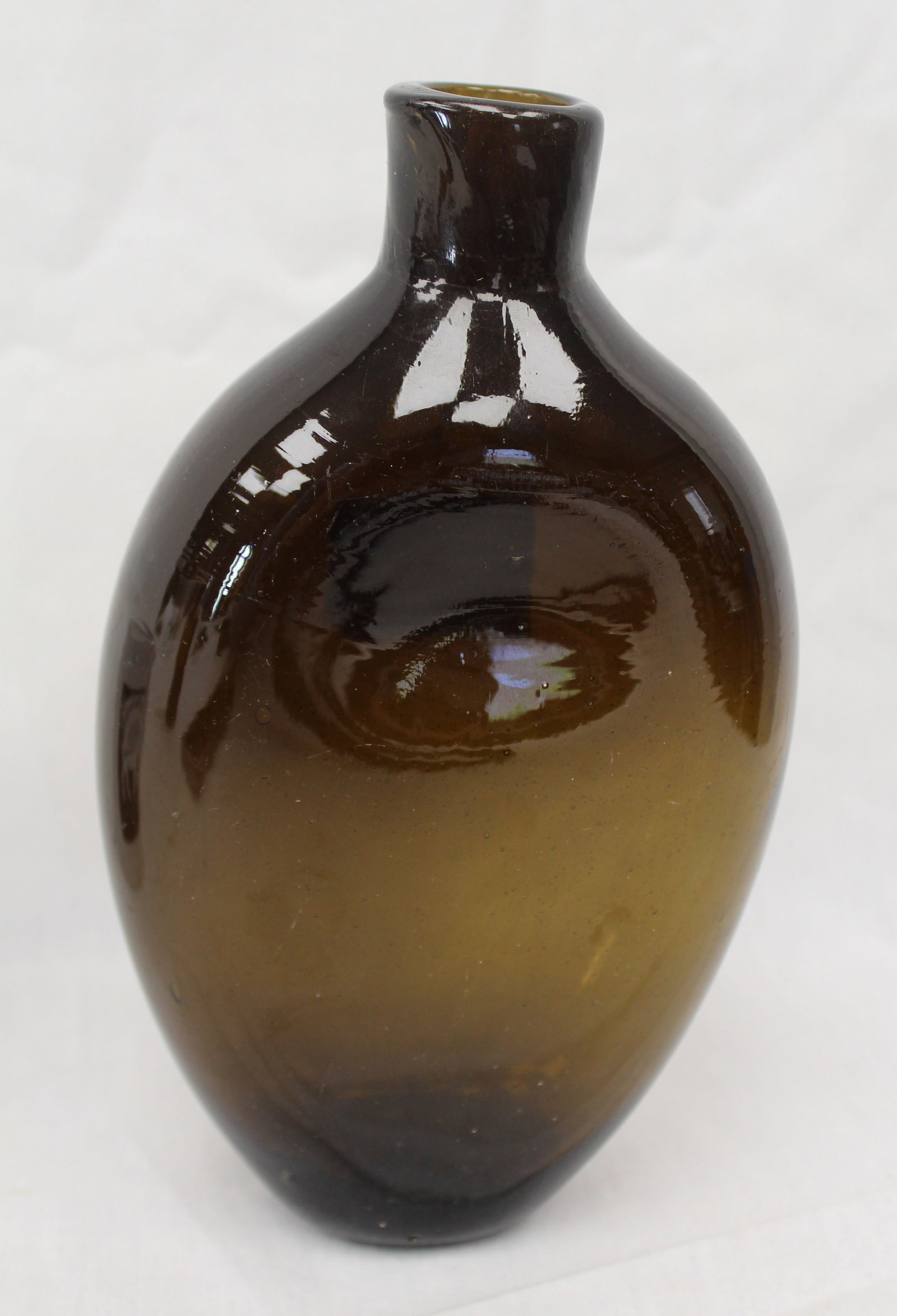 Early black/dark green glass bottle - 7 1/2" tall: Early black/dark green glass bottle - 7 1/2" tall