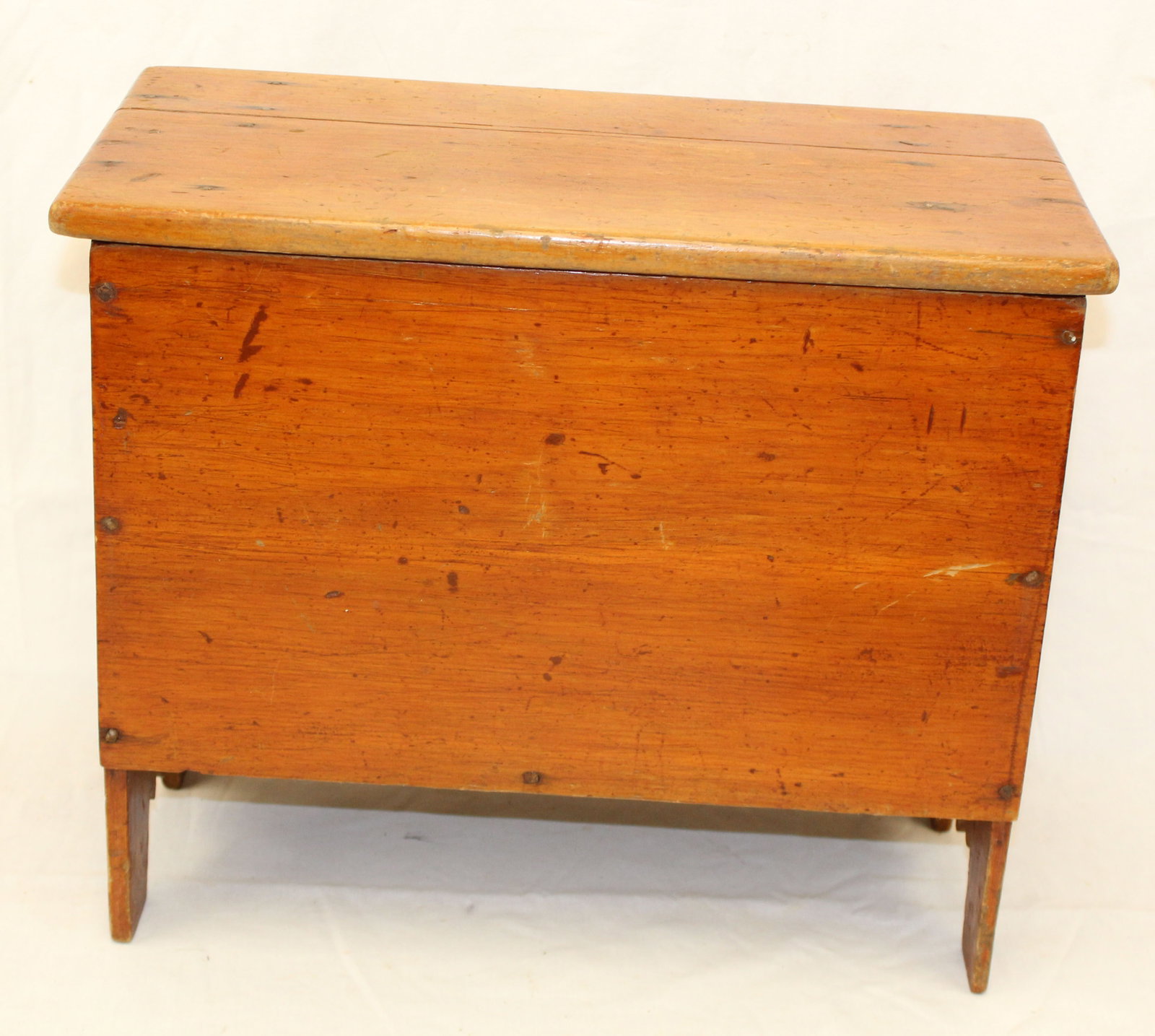 19thC diminutive blanket chest w shaped cut out sides - top not attached - 13" tall x 15" x 8" (1 of 8)