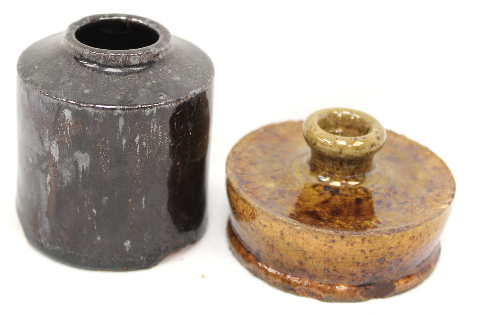 Lot of 2 antique inks - stoneware & redware - 1 1/2"x2" diam & 2 1/2"x2 1/2" (1 of 4)