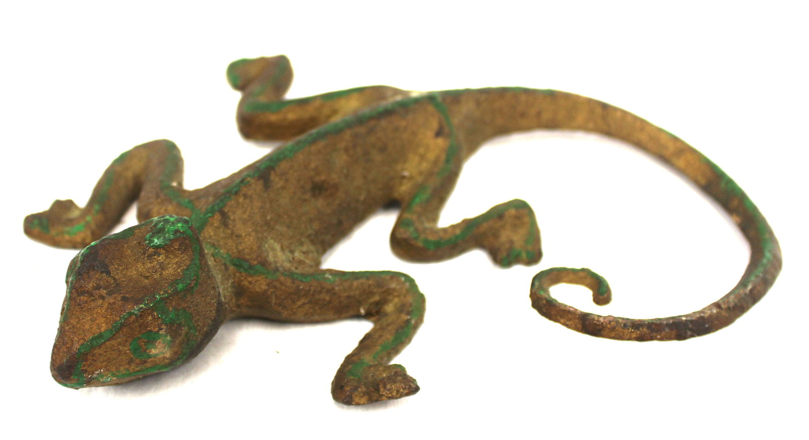 Cast iron lizard w traces of green paint - 8": Cast iron lizard w traces of green paint - 8"