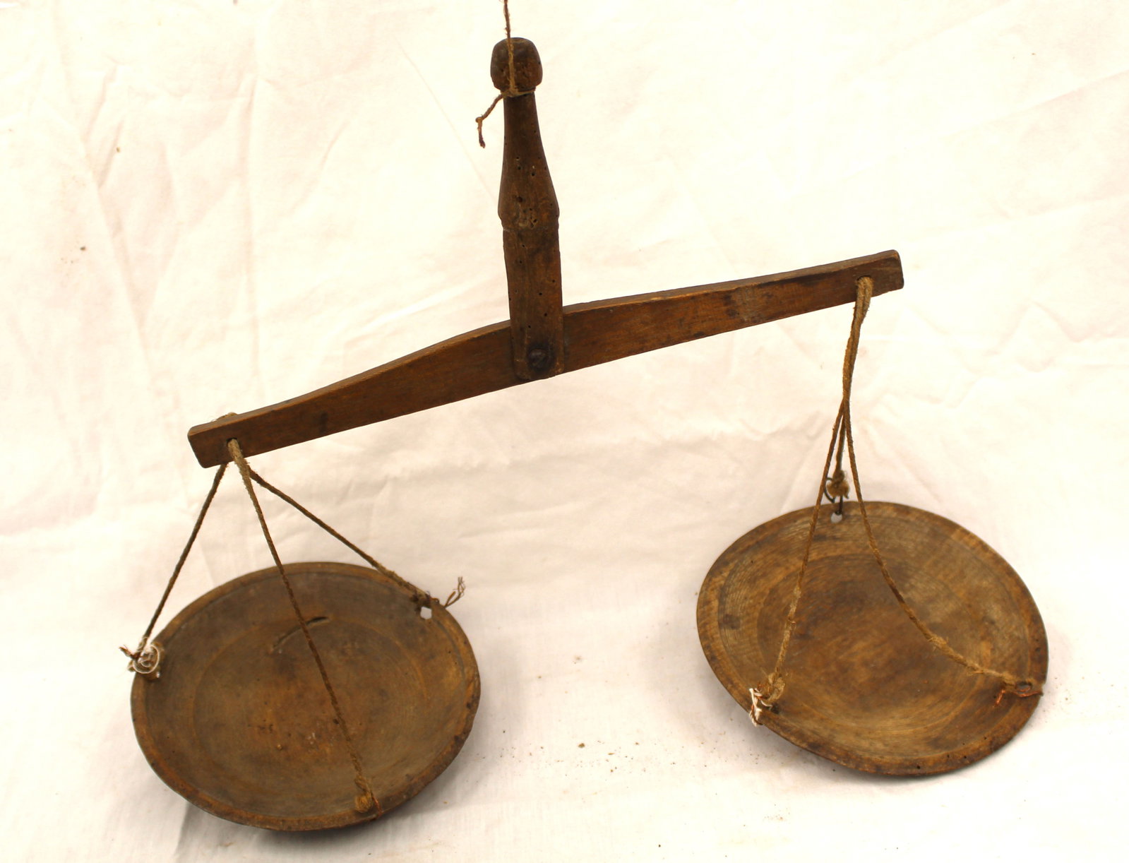 Antique wooden balance scale - 14" wide w 8" diam pans (1 of 5)
