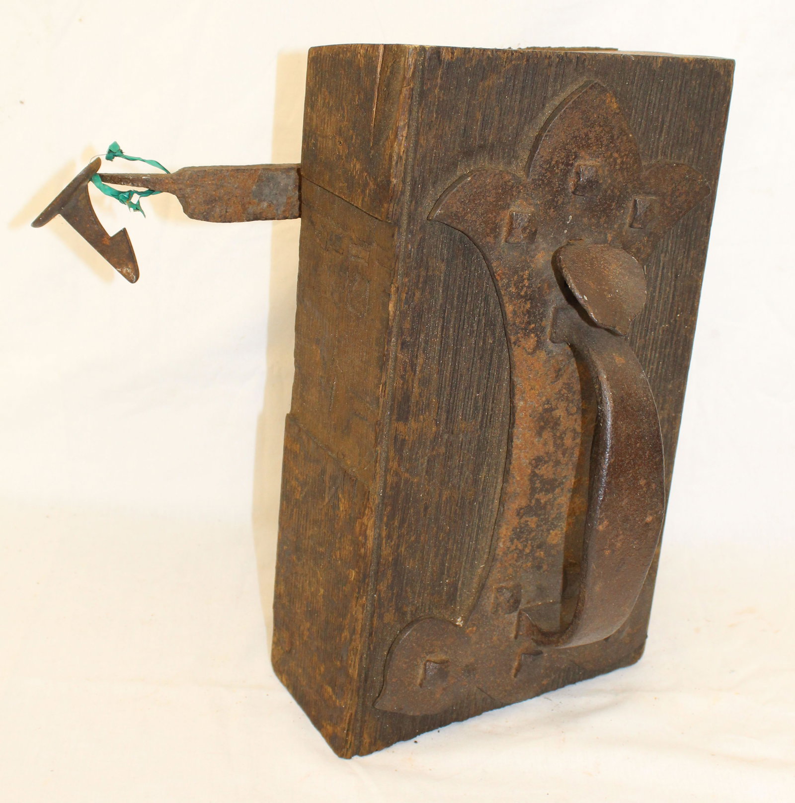 Early wooden & iron lock & handle set - 10" long x 14 1/2" wide x 8" deep (1 of 6)