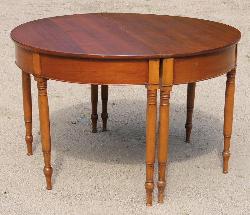 71" long x 47" wide Period Sheraton cherry New England: 71" long x 47" wide Period Sheraton cherry New England 3 part banquet table ca 1800-1820