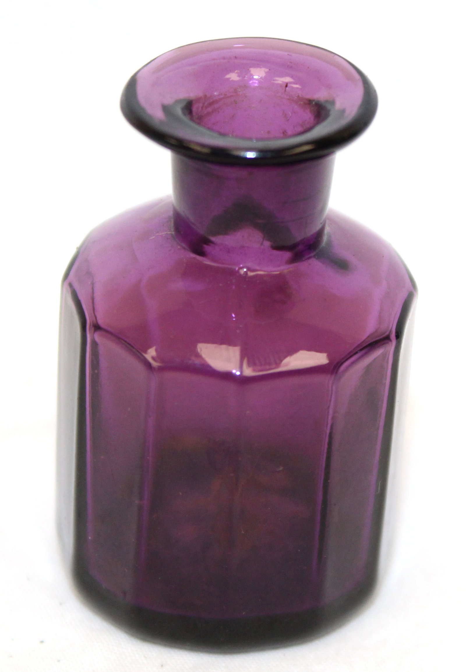 Early amethyst glass ink - 2" tall: Early amethyst glass ink - 2" tall