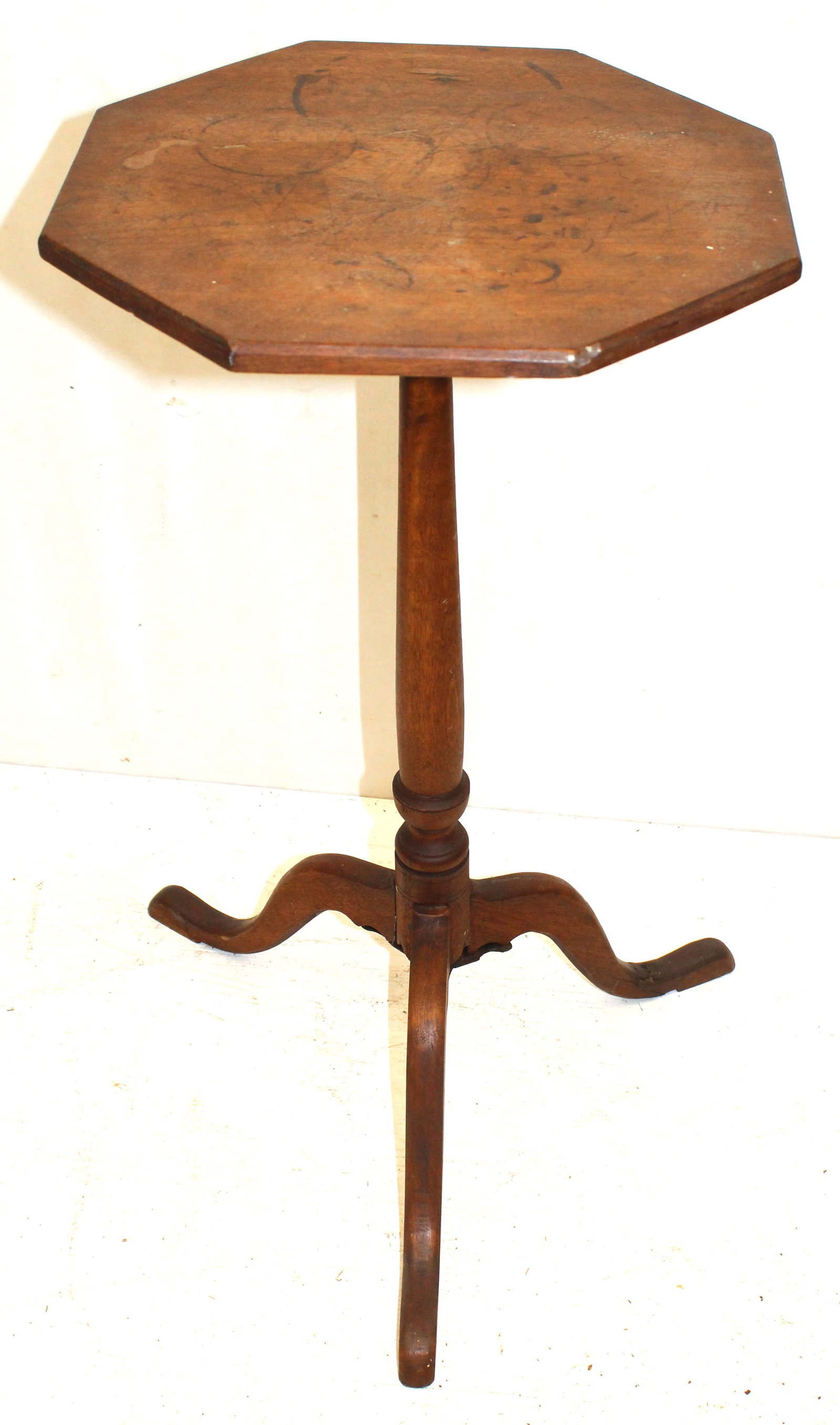 Antique candlestand w octagonal top on snake feet (1 of 8)