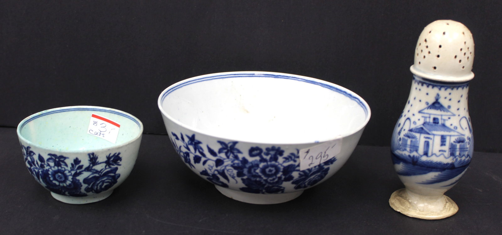 Lot of 3 early Worcester porcelain items - 2 1/4"x3" diam, 3" x 6 1/4" diam & 5 1/2" tall pepper pot