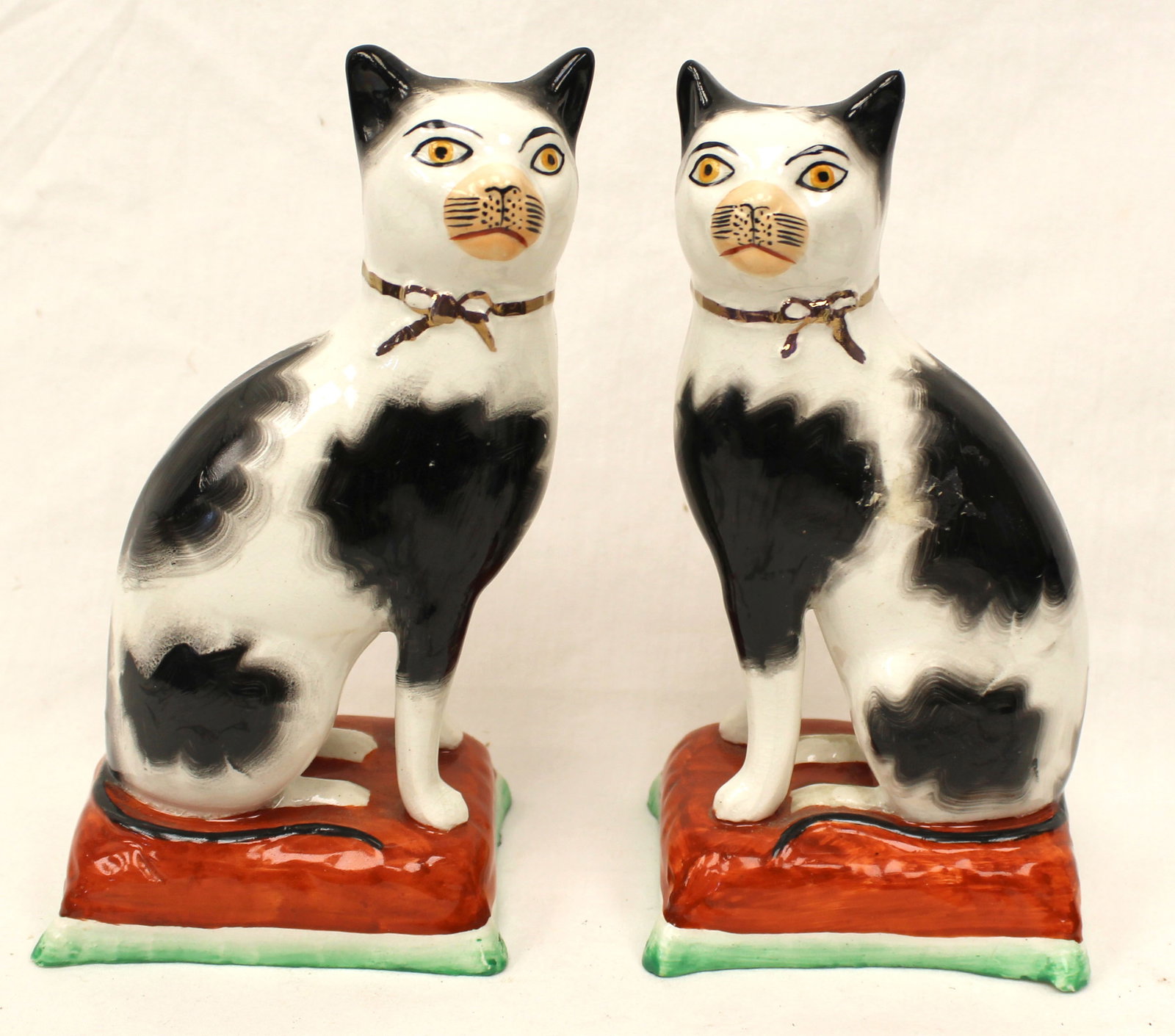 Pair of antique small Staffordshire black & white cats - 7" tall (1 of 6)