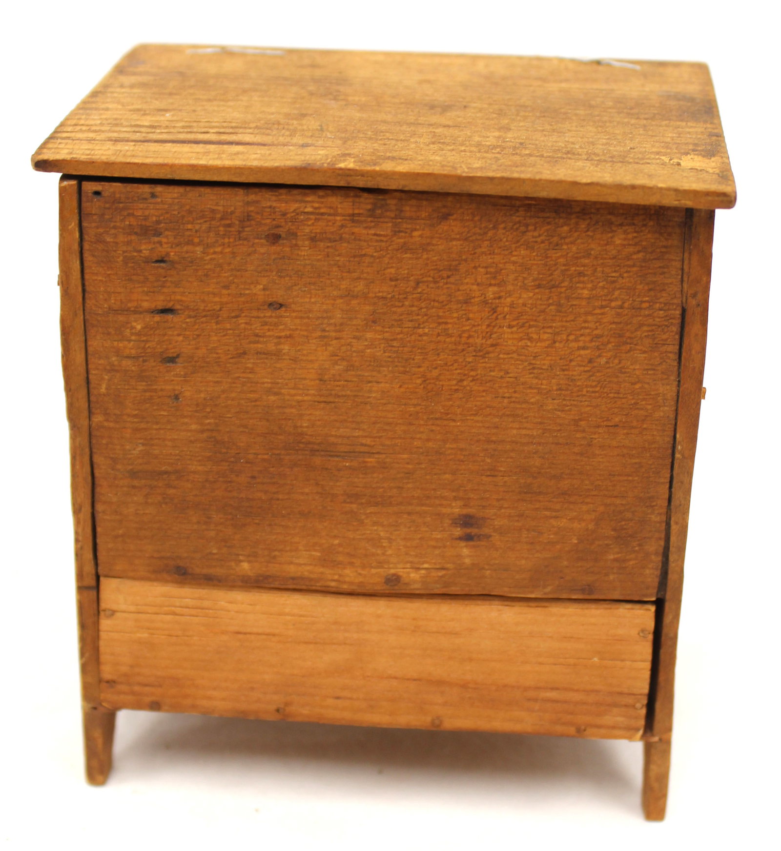 Miniature antique 1 drawer blanket chest - 5 1/2" tall x 4"x3 1/4": Miniature antique 1 drawer blanket chest - 5 1/2" tall x 4"x3 1/4"