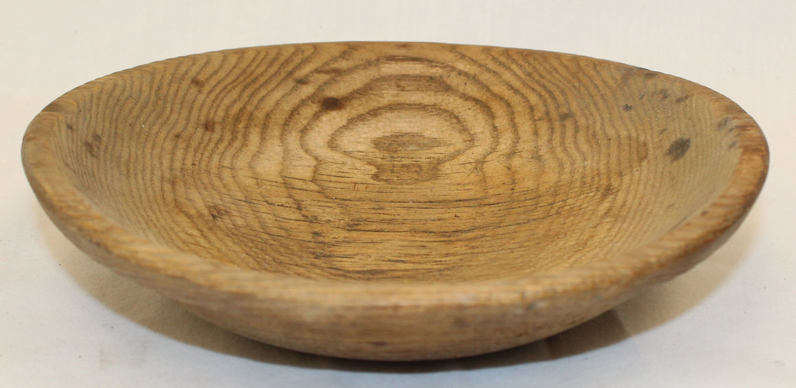 Small antique wooden bowl - 7 1/4" diam (1 of 5)