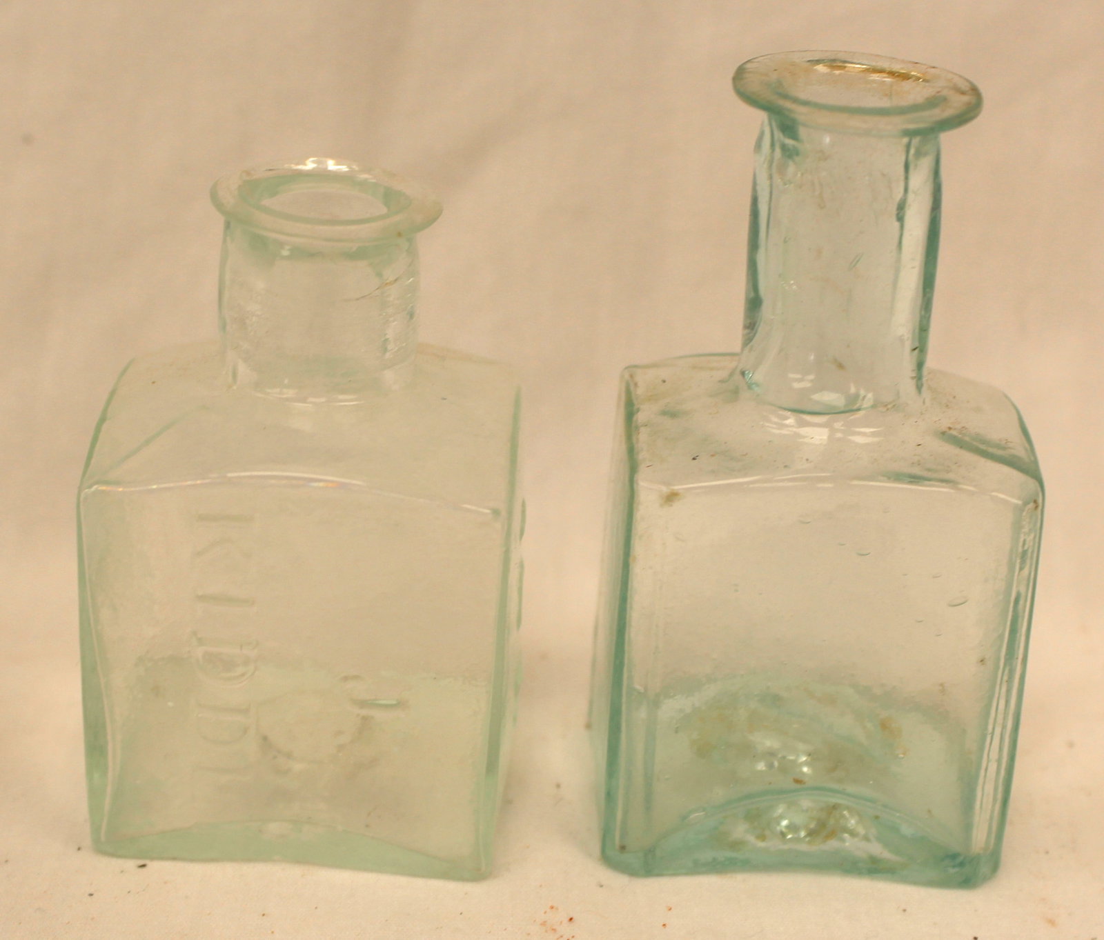 Lot of 2 early aqua glass inks - 2 1/2" & 3" (1 of 6)