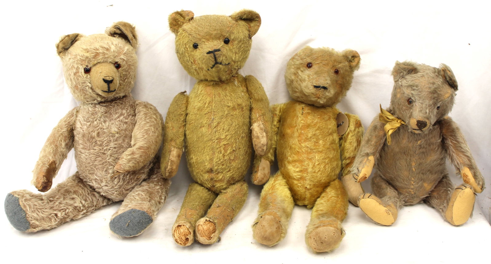 Lot of 4 vintage/antique teddy bears -16"-20" (1 of 8)