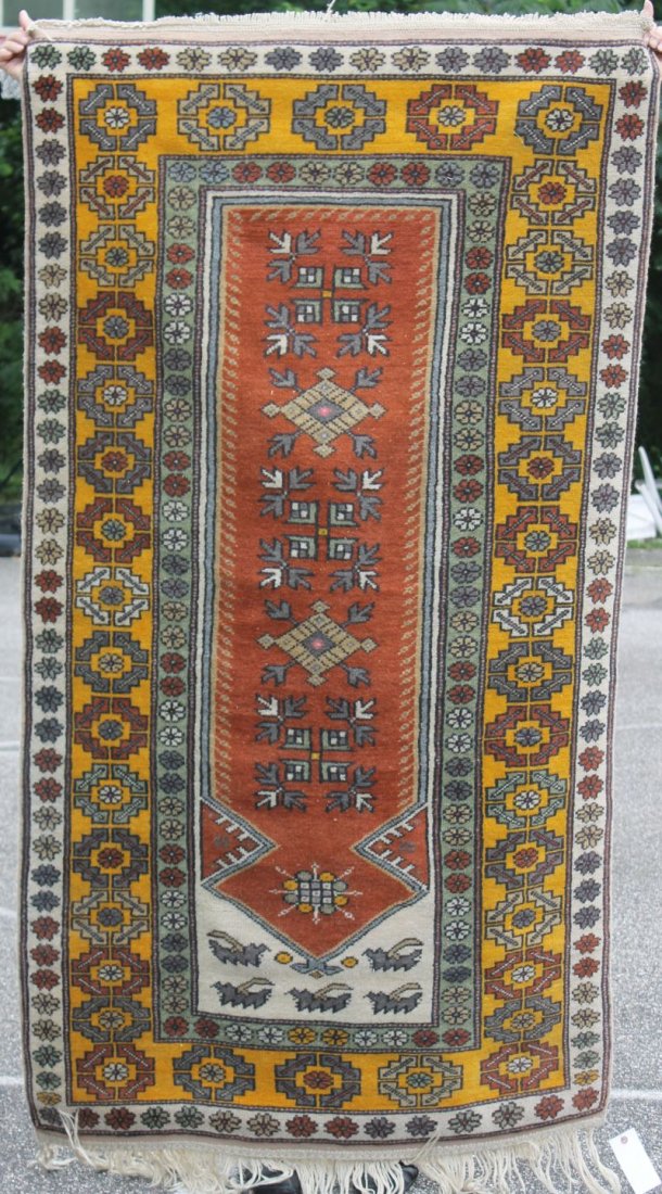 3'7"x6'8" semi-antique Turkish Dushmalti Oriental: 3'7"x6'8" semi-antique Turkish Dushmalti Oriental prayer rug