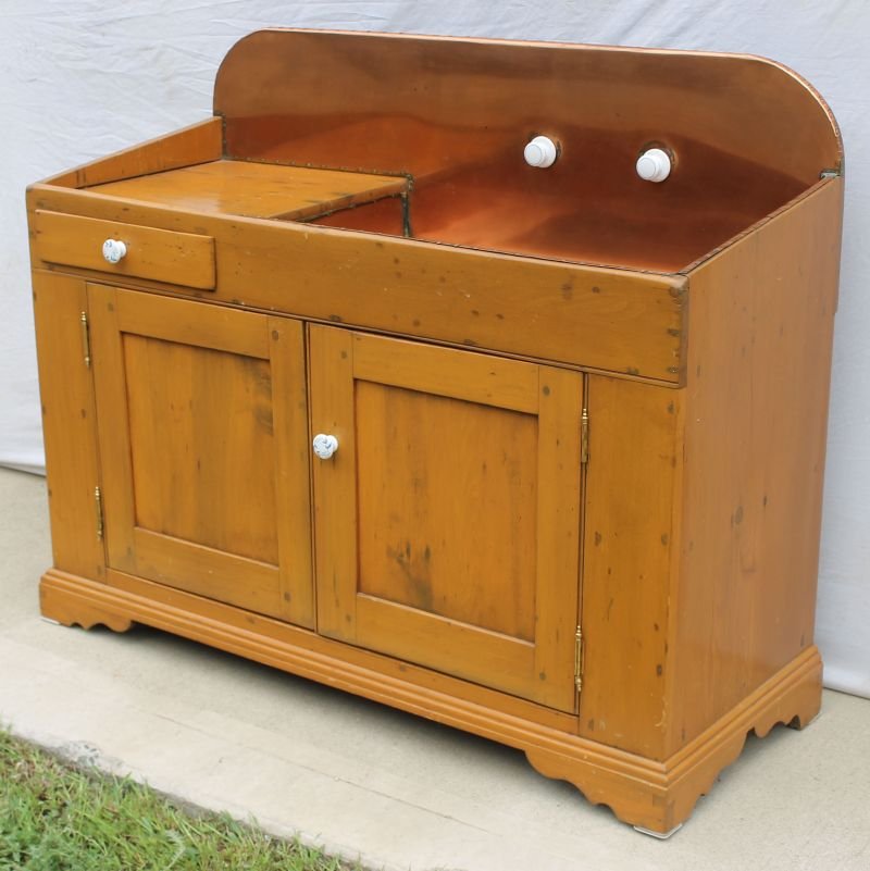 antique pine copper lined drysink w removable top -: antique pine copper lined drysink w removable top - Wilbraham, MA estate - 48" long x 18" deep x 40" tall