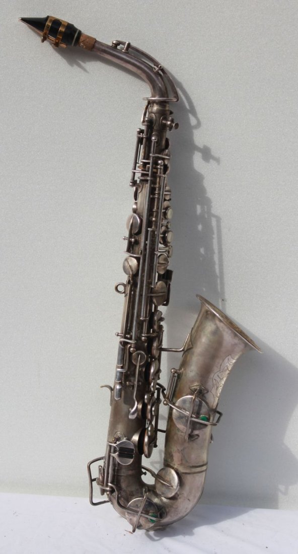 antique Saxophone in orig case from Elkhart, IN: antique Saxophone in orig case from Elkhart, IN