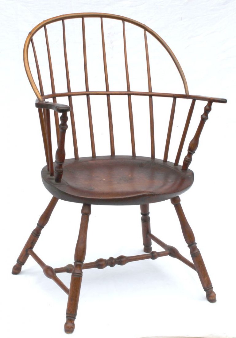 18thC Eastern CT chestnut & pine Windsor bow back: 18thC Eastern CT chestnut & pine Windsor bow back armchair w blunt arrow feet - 39" tall x 16 1/2" seat height