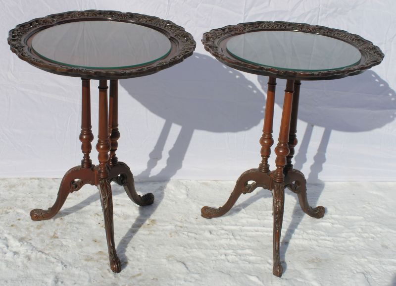 pr of fine quality custom mahog round pie crust top: pr of fine quality custom mahog round pie crust top tables w 3 column bases ending in carved tripod legs & feet - 21 1/2" diam top