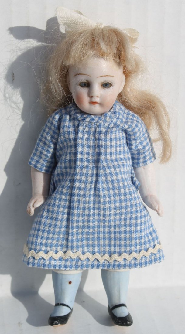 ca 1920's German all bisque doll w glass eyes, closed: ca 1920's German all bisque doll w glass eyes, closed mouth, incised 540/3, blonde mohair wig, painted shoes - 5 1/2" tall
