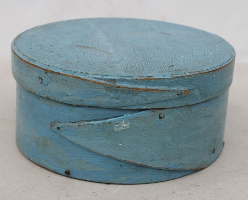 ca 1820 New England ash & pine good fingered 6" round: ca 1820 New England ash & pine good fingered 6" round pantry box in layers of early blue paint - Note elongated finger form