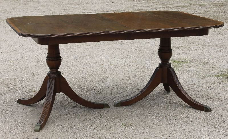 1930's mahog Duncan Phyfe style dining table w border: 1930's mahog Duncan Phyfe style dining table w border banded inlay - 64" x 42" w two 16" leaves - Hampden Estate
