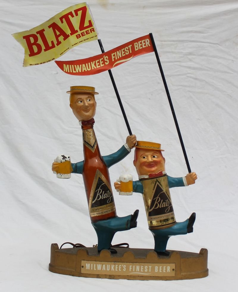 Vintage "Blatz Beer" (Milwaukee's Finest) light up: Vintage "Blatz Beer" (Milwaukee's Finest) light up advertising store display - 24" tall