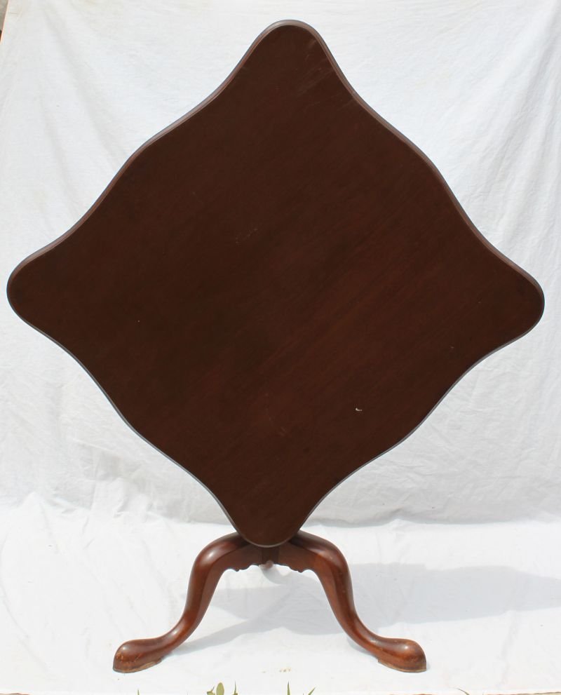 Excellent period QA ca 1755-1775 carved mahog Boston or: Excellent period QA ca 1755-1775 carved mahog Boston or Salem, MA handkerchief serpentine tea table w thumb molded top in completely orig condition - 42" from point to point