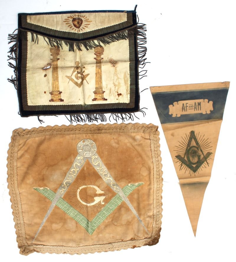 lot of 3 antique Masonic items incl 2 fabric pieces: lot of 3 antique Masonic items incl 2 fabric pieces plus a leather penant