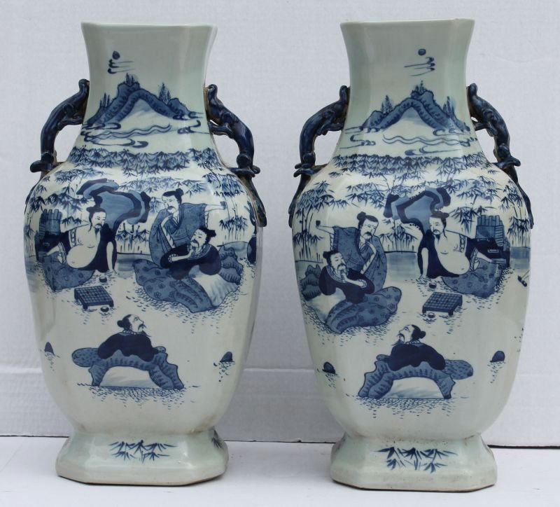 pr of Chinese blue & white octag shaped vases w dragon (1 of 4)
