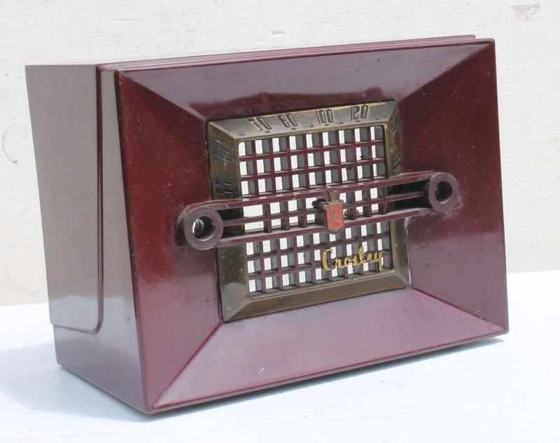 Crosley Bakelite Radio Case Only- 10" tall x 13" wide x (1 of 3)