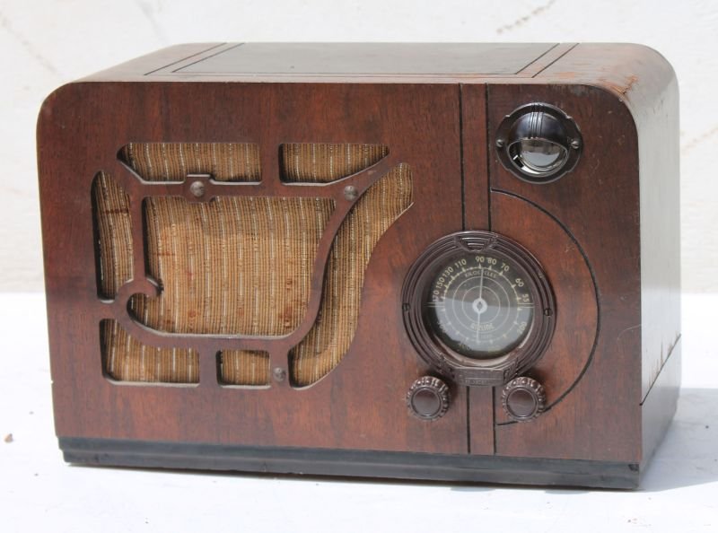 Airline Table Top Radio Bakelite Knobs - 8 3/4" tall x (1 of 5)