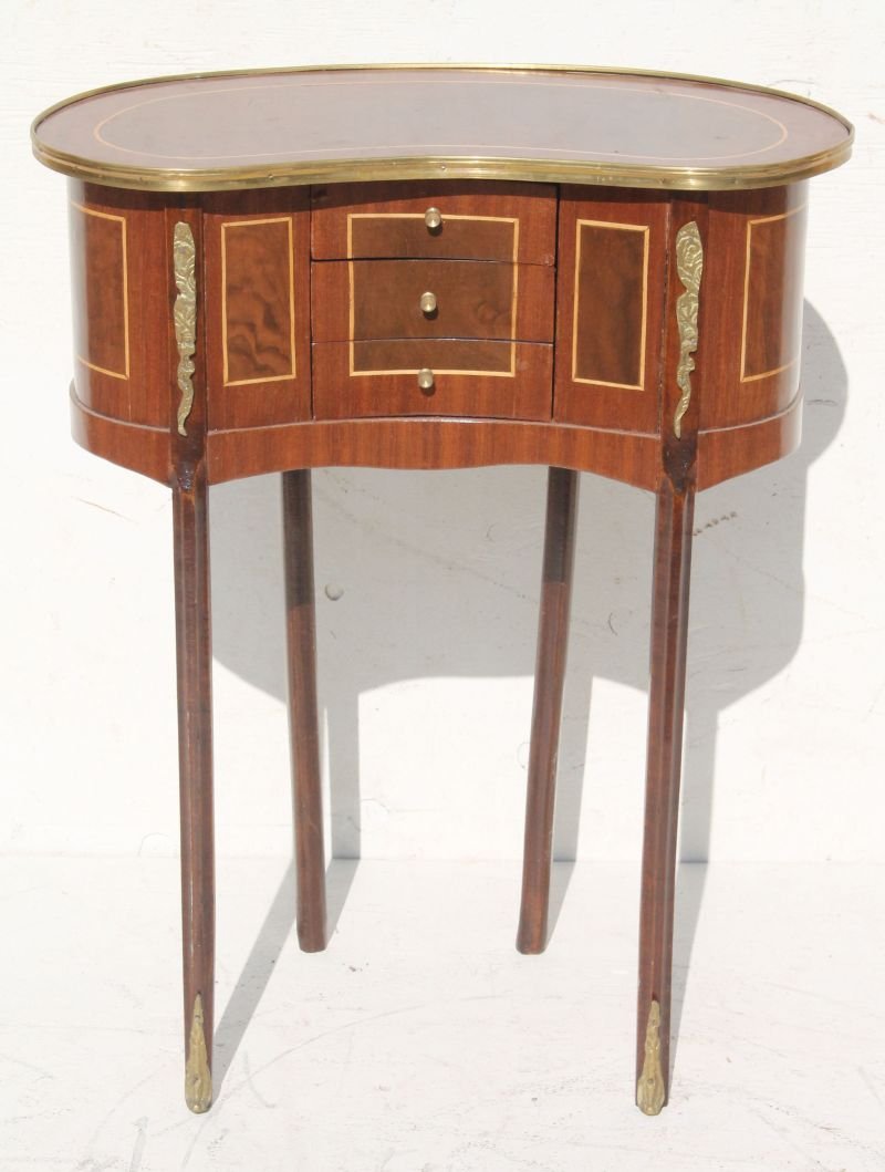 French style kidney shaped 3 drawer stand w/ brass (1 of 3)