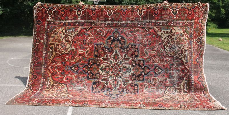 9'4"x12'8" Antique Persian Heriz rm size Oriental rug (1 of 1)