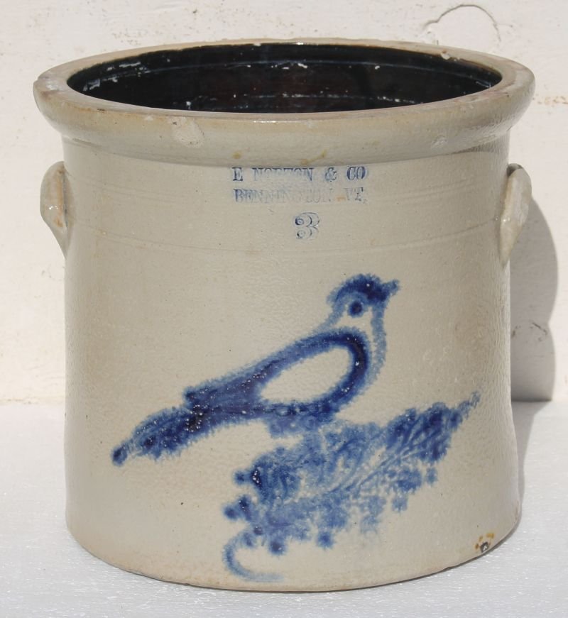 E. Norton & Co Bennington, VT stoneware crock w cobalt (1 of 4)
