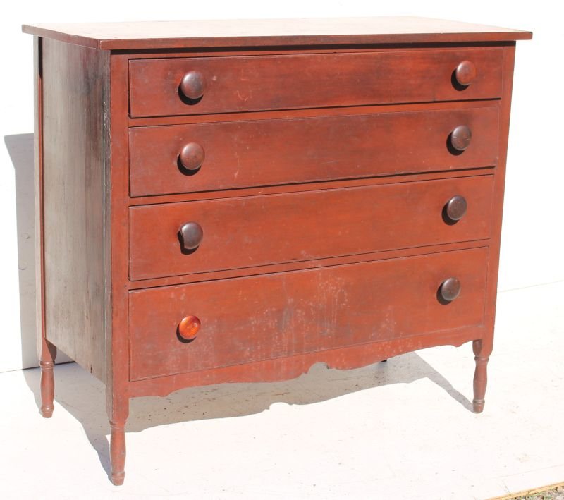 excellent early 19thC country Sheraton 4 drawer chest (1 of 2)
