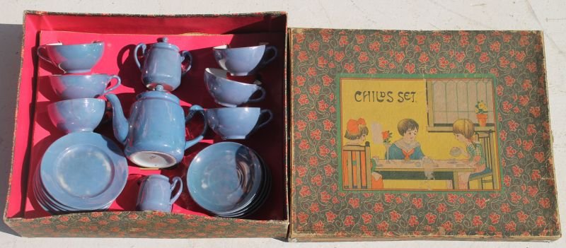 antique ca 1920's/30's orig boxed Japanese blue lustre (1 of 2)