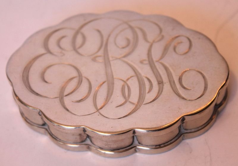 antique sterling silver scalloped shaped trinket box (1 of 5)