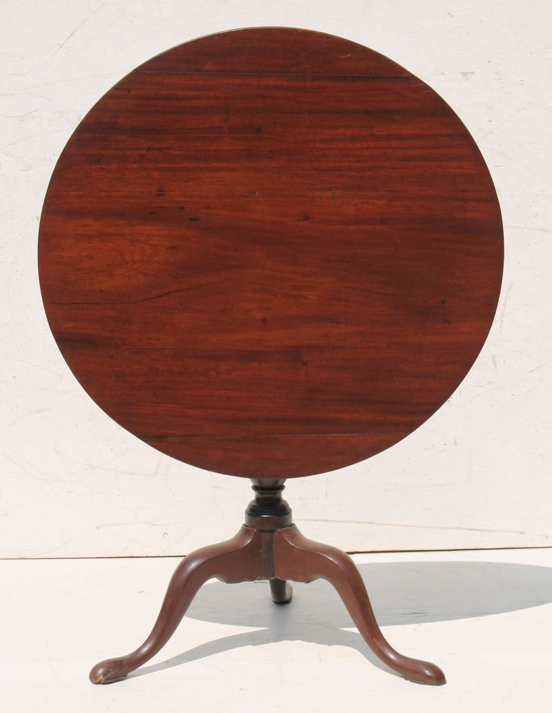 period QA ca 1750 Boston mahog tilt top tea table in (1 of 3)