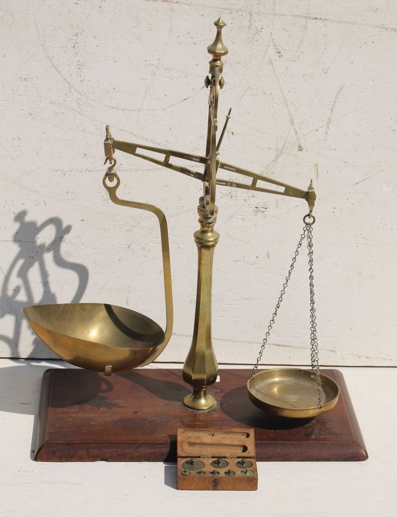 Walter Parry London brass balance scale w weights - 29" (1 of 3)